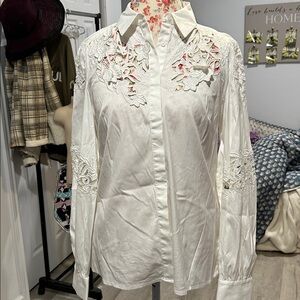 White House Black Market White Floral Lace Blouse